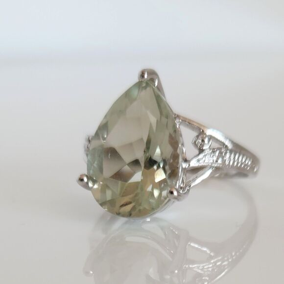 Green Amethyst Pear 4.9 Carats Size 8 - Picture 1 of 12